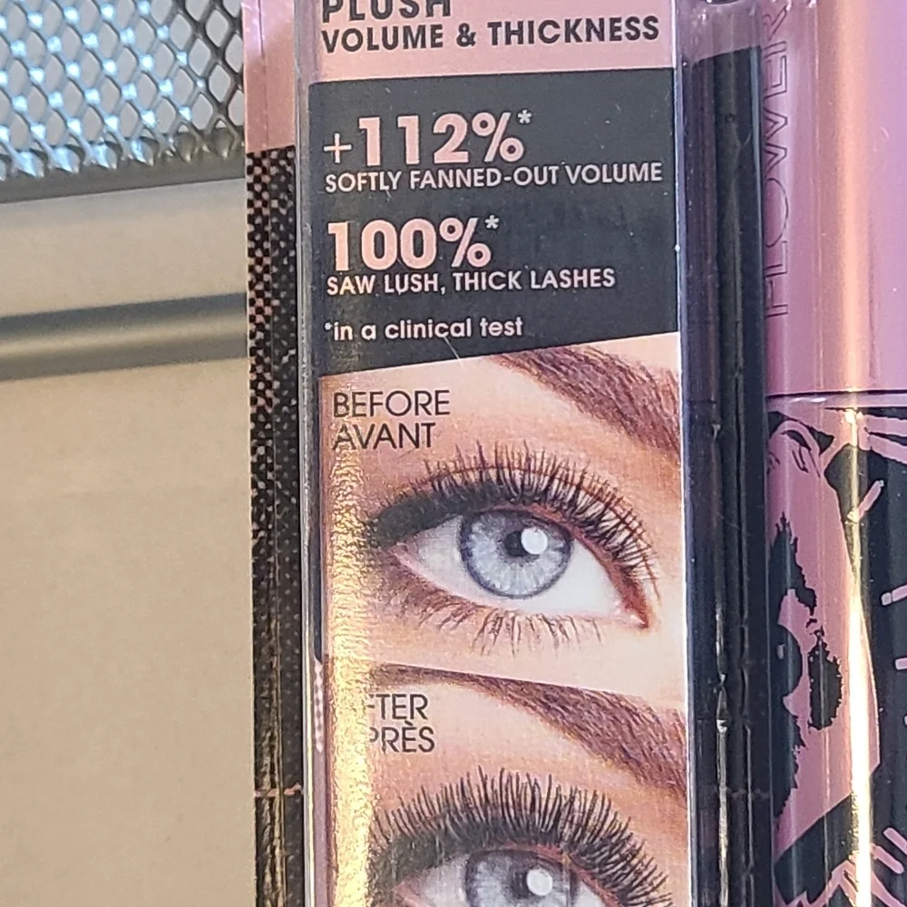Warrior Princess Mascara - Royal Black With Royal Hourglass Brush NIP